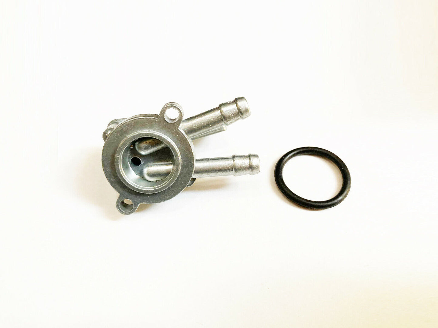 GAS Petrol Fuel Tap Tank Switch Valve Petcock For Honda ATC70 ATC110 C70 BIKE