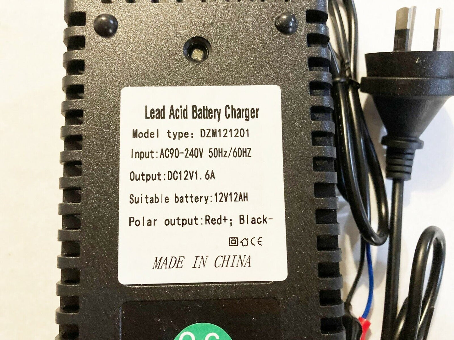 12 Volt 1.6A Trickle Battery Charger ATV QUAD BIKE MOTOR DIRT PIT PRO BUGGY Dune