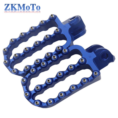 CNC Footrest Footpeg For KTM 690 790 890 950 990 1050 1090 1190 1290 S T SMC R