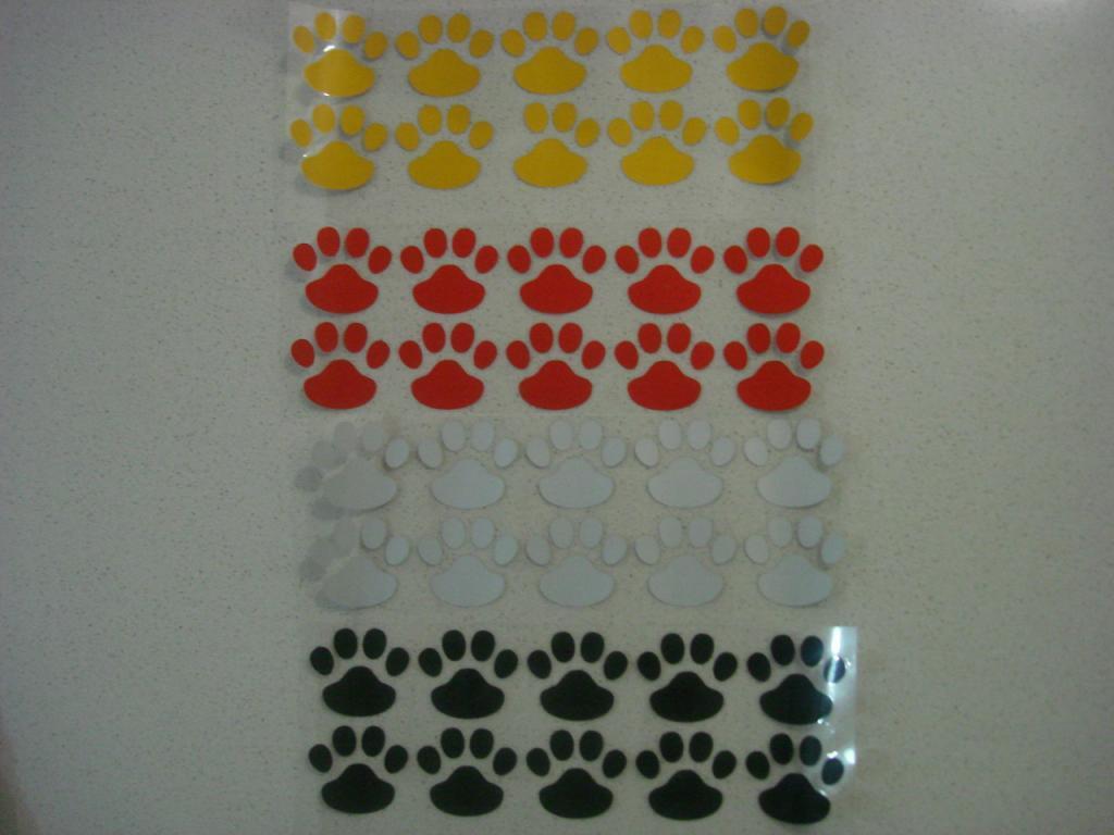Bear Puppy Dog Paw Foot Print Sticker Decal Car Ute Windscreen Emblem Window