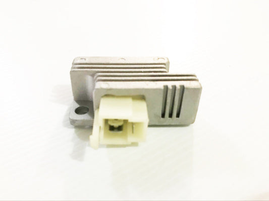 3 Pin Male Plug Voltage Regulator Rectifier For Yamaha PW80cc Engine Motor Bike