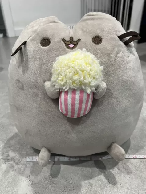 Brand New Licensed Pusheen The Cat - Pusheen Snackable Plush Toy Soft 16cm-23cm