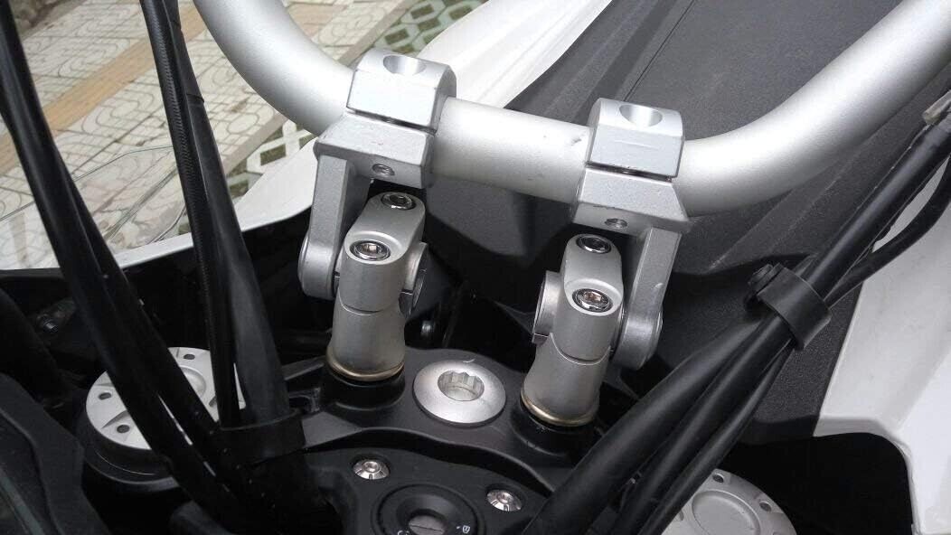Silver A Pair 22mm 28mm Motorcycle HandleBar Handle Fat Bar Mount Clamps Riser