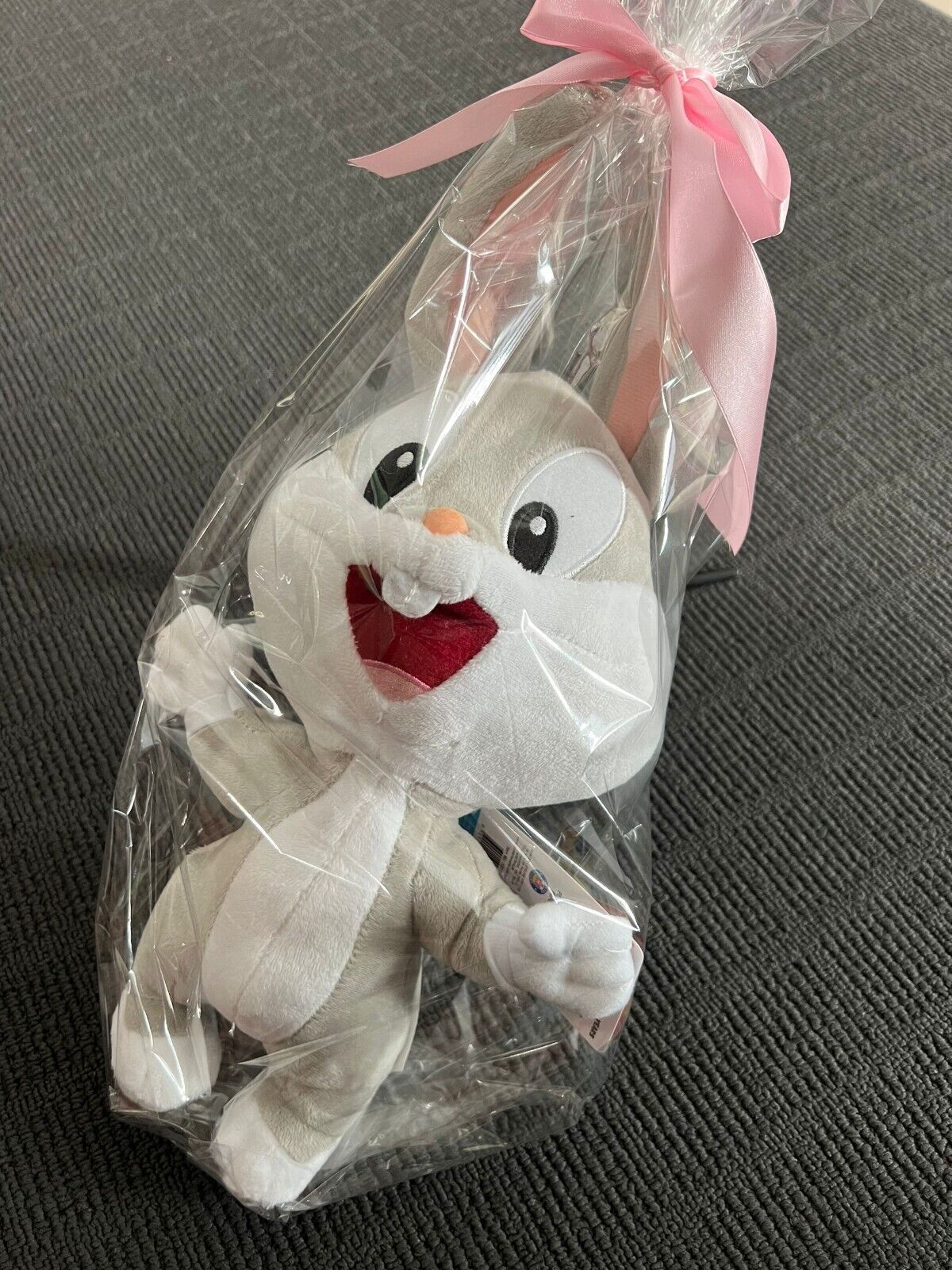 Official Looney Tunes Warner Bros Movie World Bugs Bunny 30cm Plush Toy