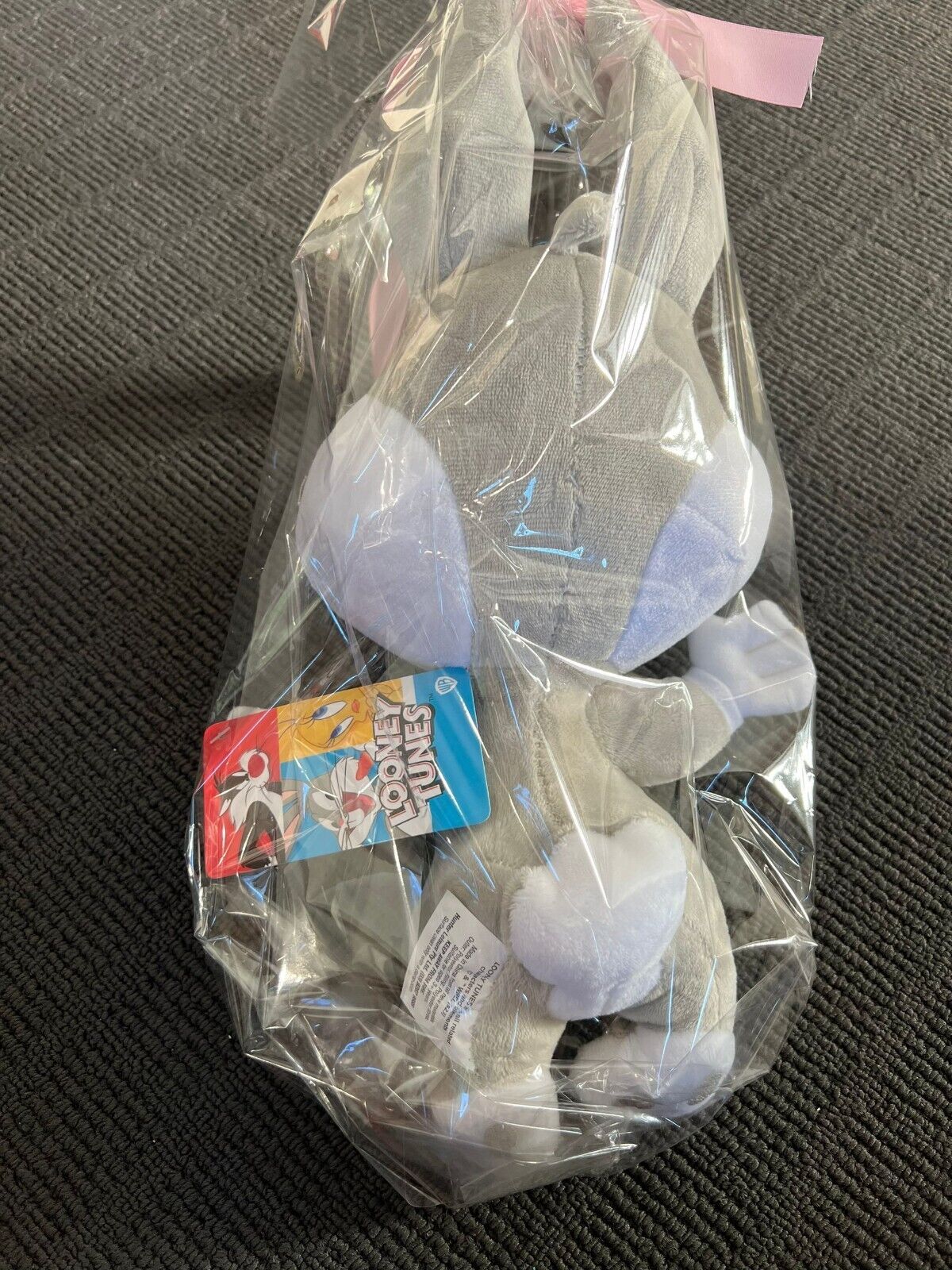 Official Looney Tunes Warner Bros Movie World Bugs Bunny 30cm Plush Toy